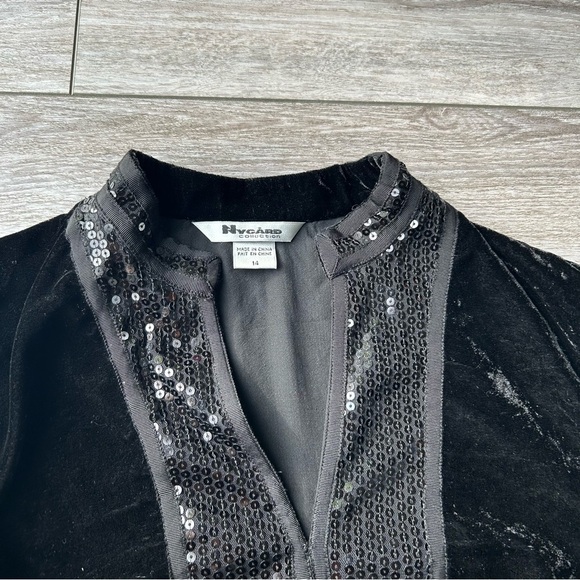 Nygard Collection Black Velvet Squince Tunic - Picture 5 of 13